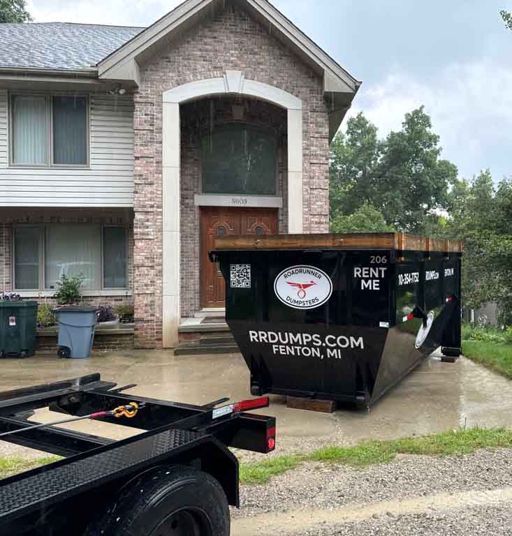 Dumpster Rental in Fenton, MI
